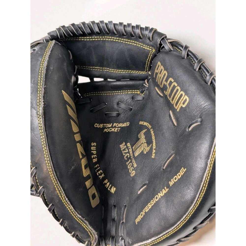 Mizuno Mzc-1060 Boys Tough Tight Fit 32” Baseball Catchers Mitt Right Throw Euc View 5